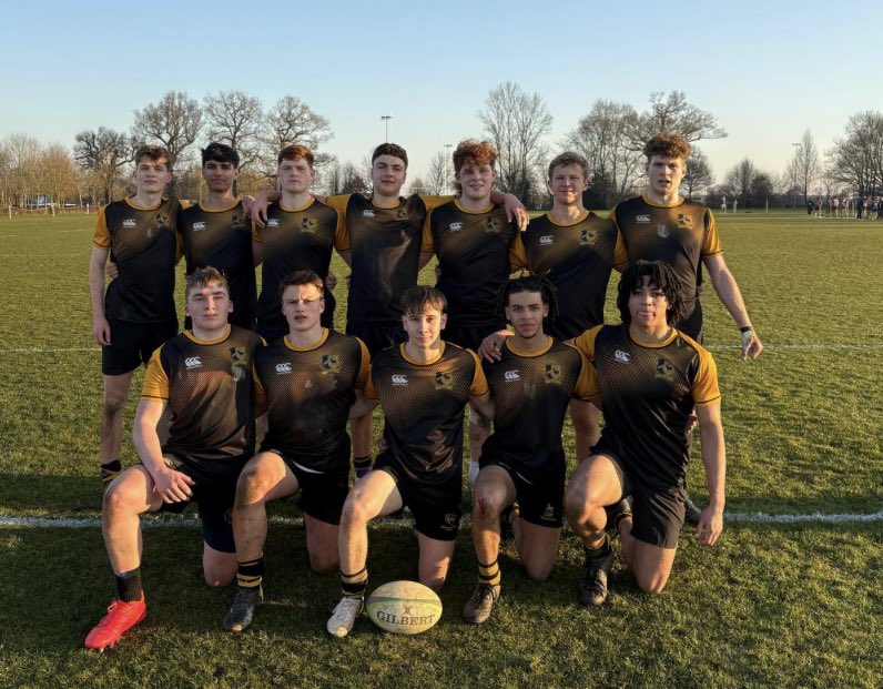U1️⃣8️⃣ County 7’s 🏆 

Congratulations to our senior 🏉 team finishing runners up at the recent tournament.

Reaching the final once again is a testament to their hard work and dedication

St Albans; Berkhamsted; Habs - W3/3
S/F St George’s - Won
F - Haileybury - Lost