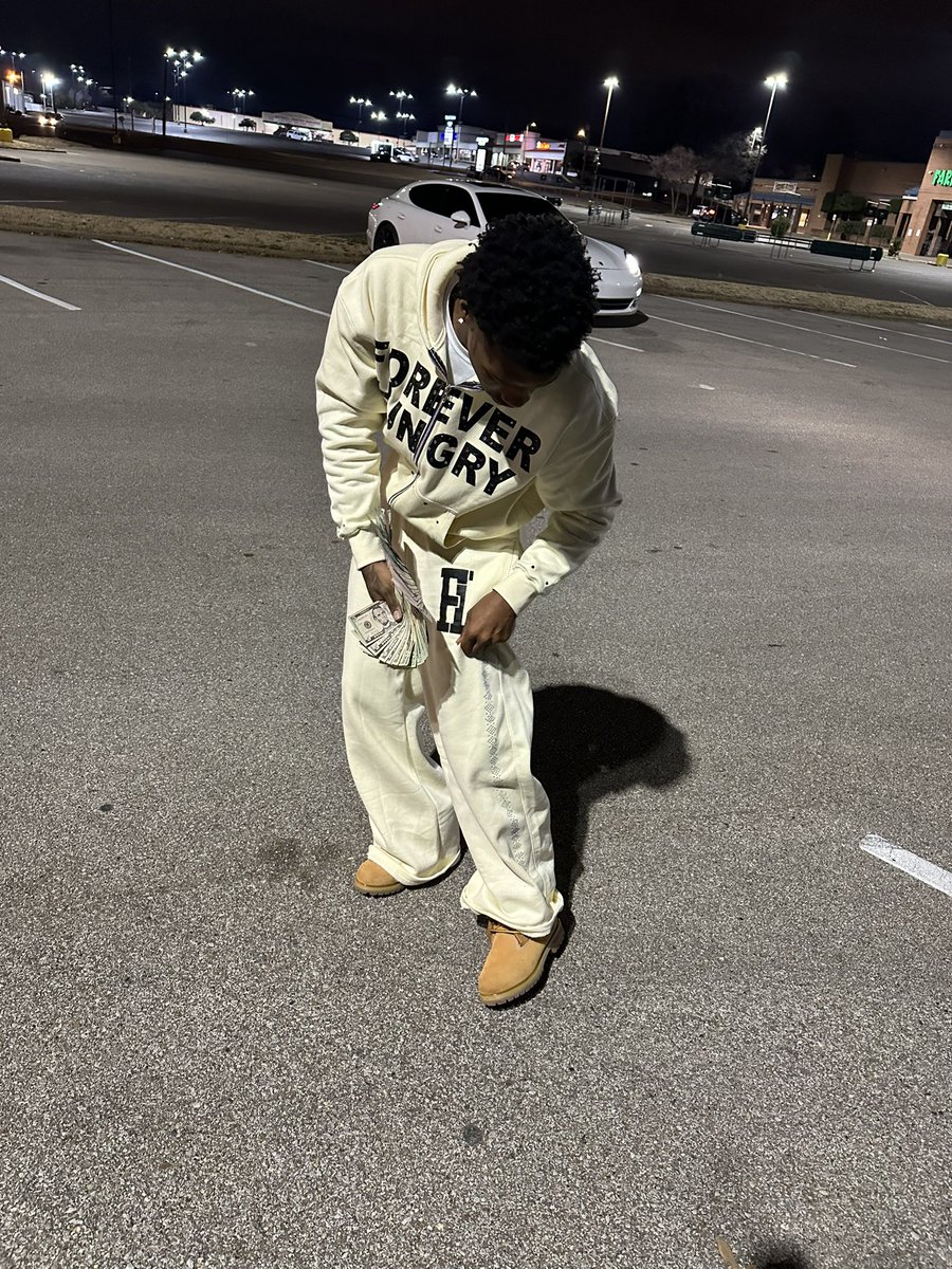 SLUGGERR SLUGGERR 🪤💰 tweet media