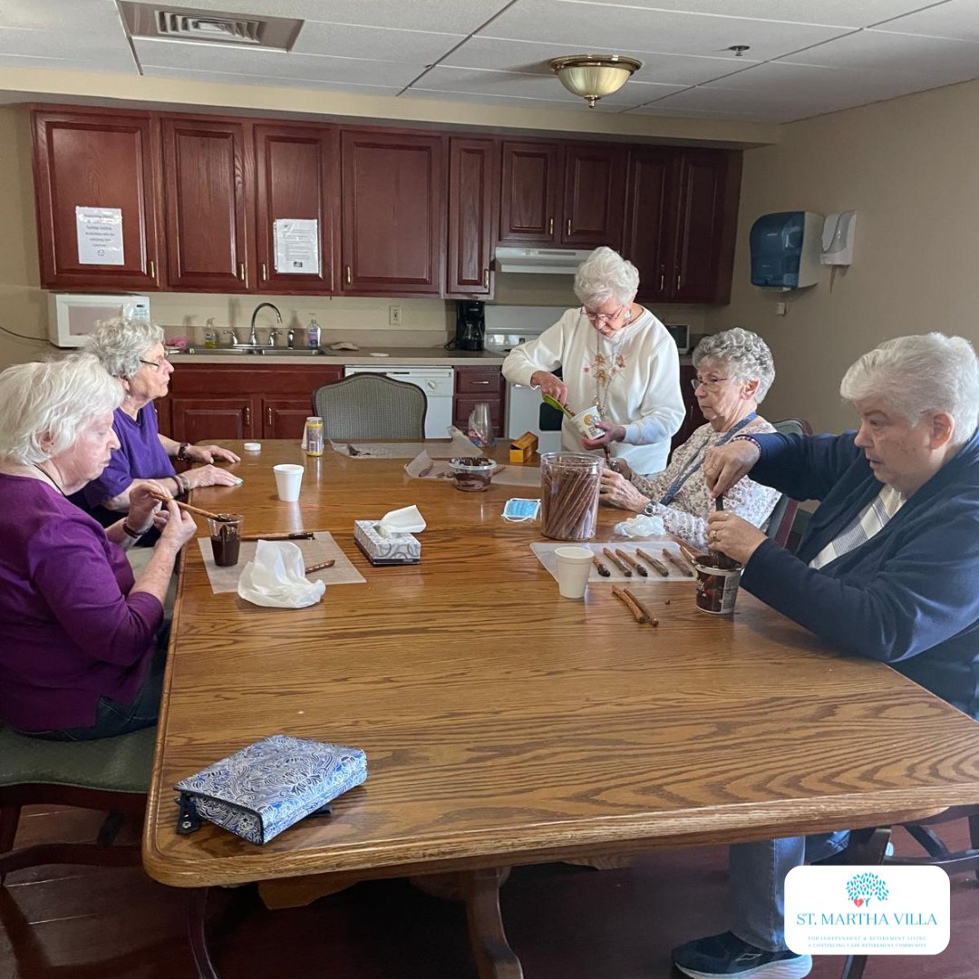 StMarthaVillaPA's tweet image. Whipping up fun and creativity in the kitchen! 🍳🎨 The residents of St. Martha Villa enjoyed a delightful Cooking Craft session, mixing ingredients with laughter and love. ❤️ #CookingFun #CreativeCooks #StMarthaVilla #KitchenMemories #FoodAndFriendship