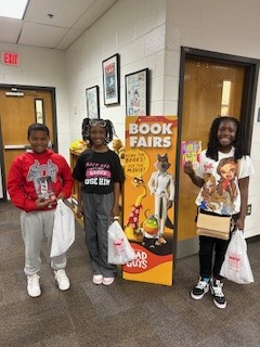 📚✨ Excitement is in the air as our young Sharks dive into the magical world of books at our Book Fair! It will be open through Friday.