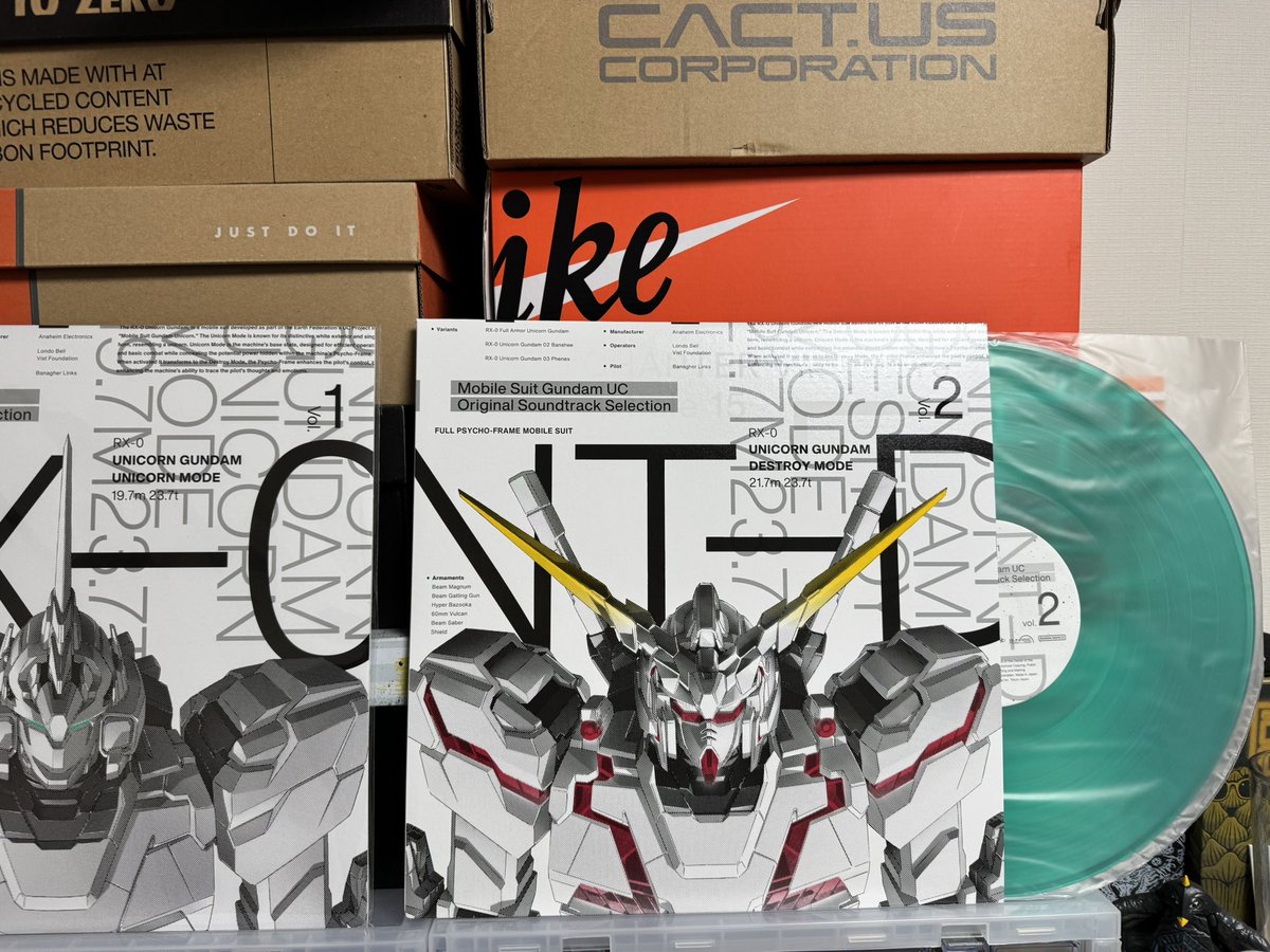 本日発売のアナログ盤「『機動戦⼠ガンダムUC』オリジナルサウンド