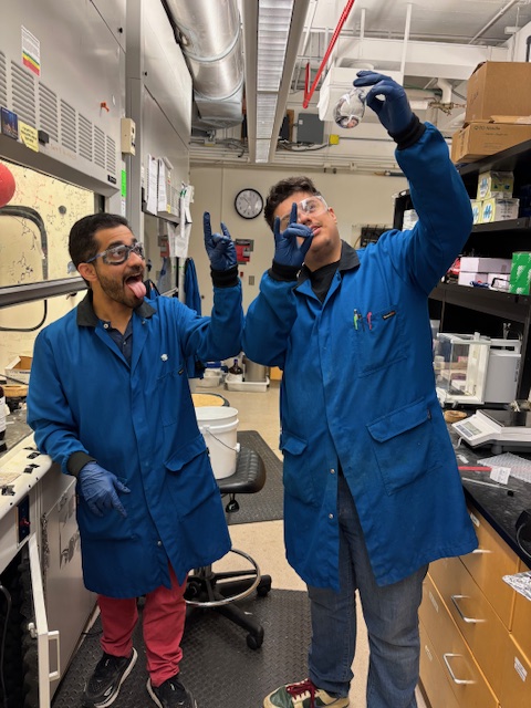 Showing our "wolfies" for #GivingPack <a href="/NCState/">NC State University</a> to support <a href="/NCStateChem/">NC State Chemistry</a>