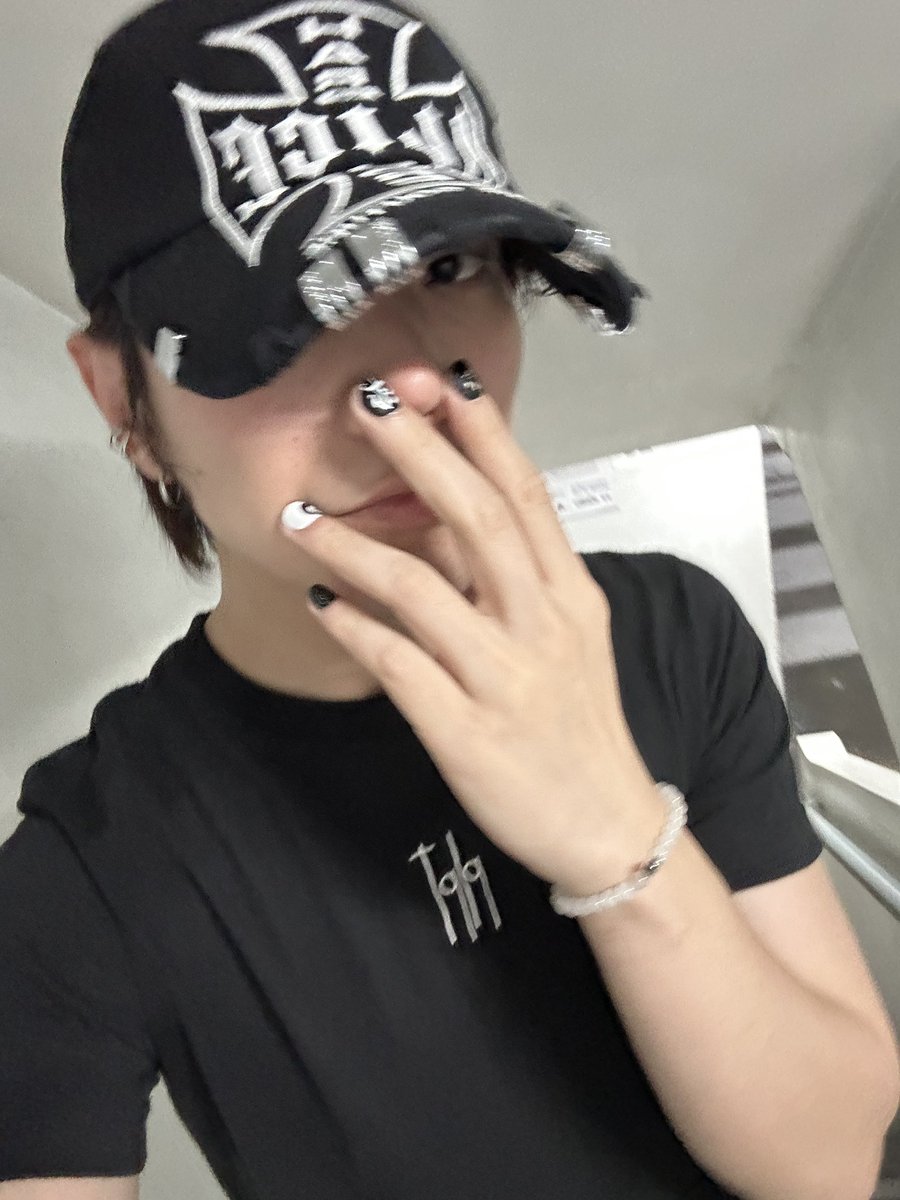 JakeB4rever's tweet image. 😝✨