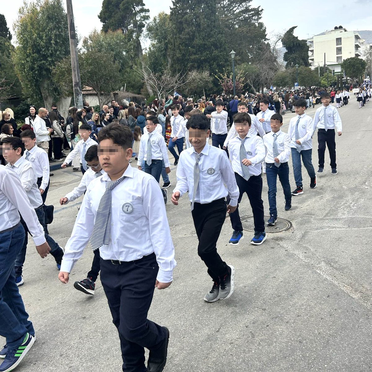 Two #UnaccompaniedChildren from our Chios shelter participated yesterday in the parade for the Independence Day
Accommodation Center operates with the support of the Migration &amp; Home Affairs Funds co-funded by the EU

#UnaccompaniedMinors #together4solidarity #SafeHand4EveryChild