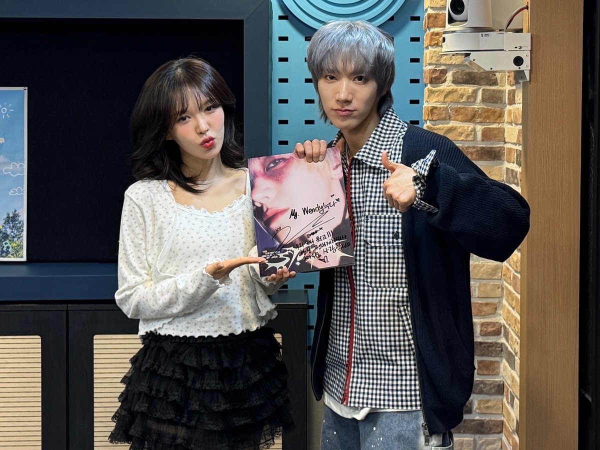 WayVelvet tweet media