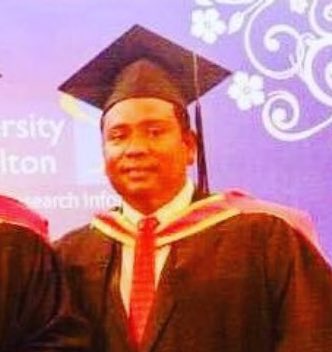 HKurusee's tweet photo. Did you know that @MPMohdIsmail earned his degree from a UK-affiliated campus in Sri Lanka?

He’s a highly educated MP. By the time he finished his studies, he had developed such a strong Scottish accent that many of us might find it hard to understand him when he speaks English. https://t.co/DmvhYe4XRA
