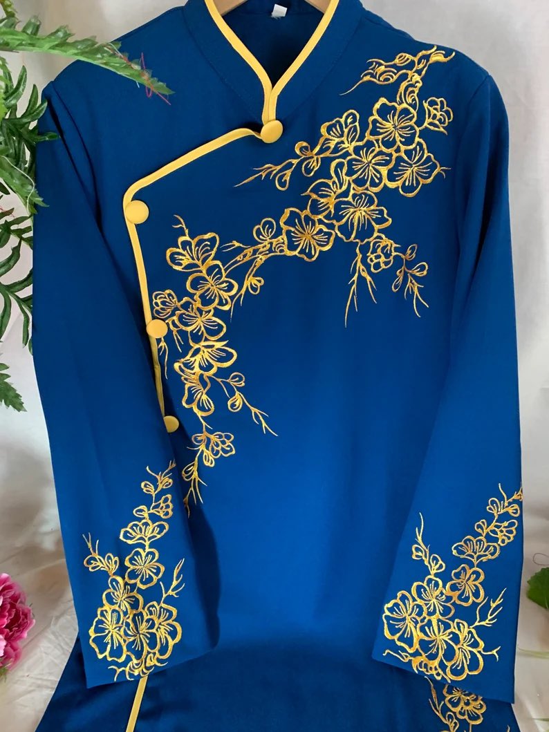 aodaithuyanh's tweet photo. Check out this listing I just added to my #Poshmark closet: Hand Painted Quipao Blue Golden Dragon Kurta
Cheongsam Tunic Asian. https://t.co/JK7kJeDjLF #shopmycloset @poshmarkapp https://t.co/8LOVBUS9RF