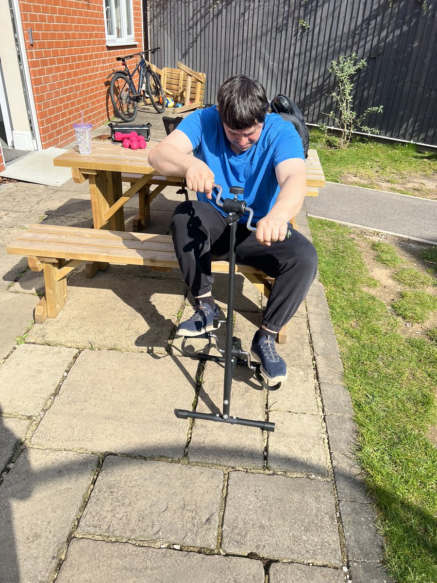 GorillaManFitn1's tweet image. Lunch time cardio burn on the seated bikes for Dom 💪🚴‍♂️ #seatedbike  #adaptivefitness  #sestedworkout #cardioburn #communityfitness