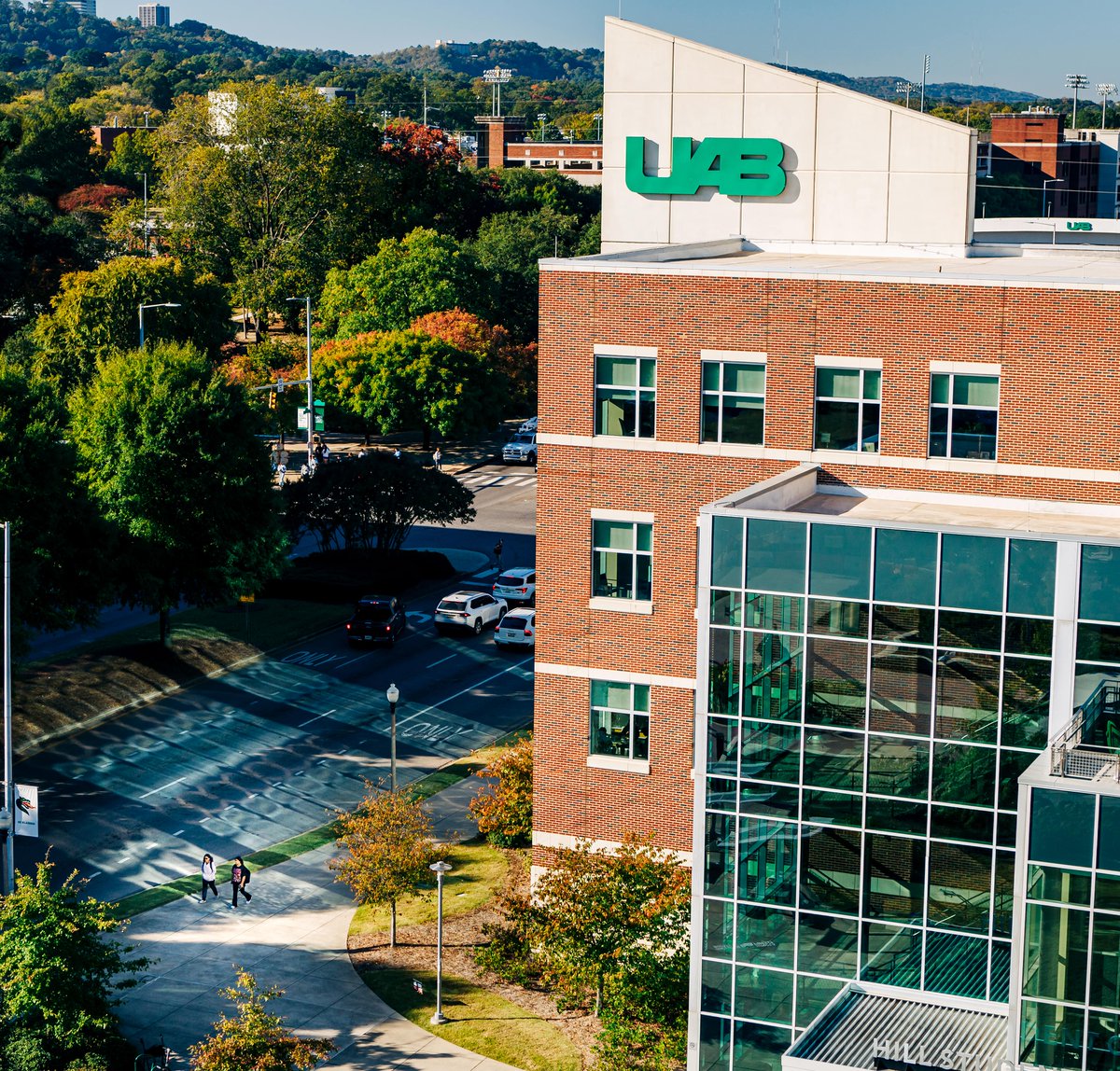 UABSurgery's tweet image. ACCEPTING APPLICATIONS: Help us spread the word! The UAB Department of Surgery is currently accepting applications for the Division Director of Surgical Oncology. 

📲 Learn more about the role and how to apply here: uab.peopleadmin.com/postings/24225.