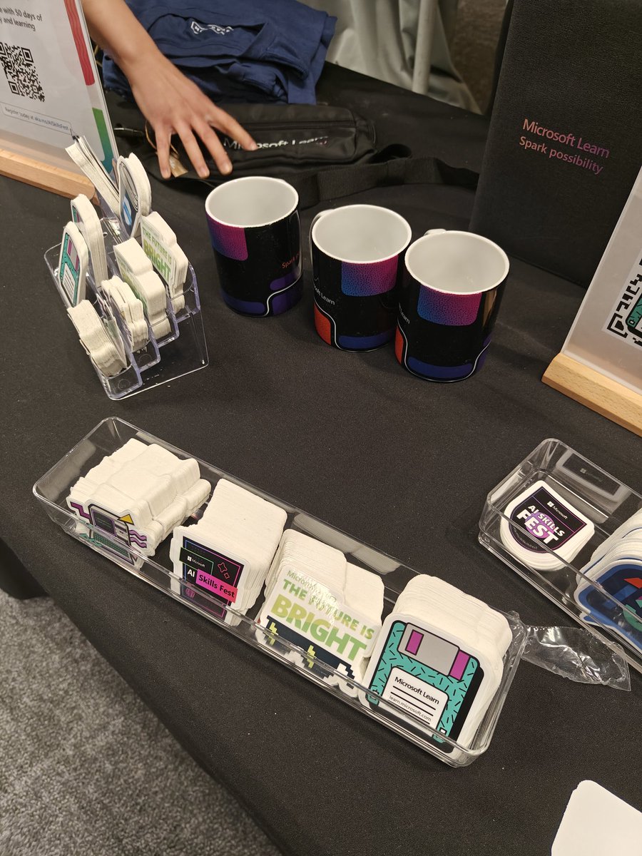 Let's get your goodies at <a href="/MicrosoftLearn/">Microsoft Learn</a> and help the community find answers on all platform and products!
#MVPsPledgeToAnswers