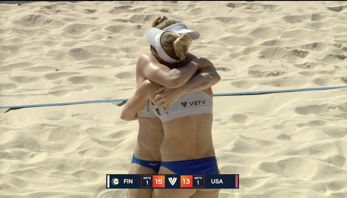 UPEALLA VOITOLLA PÄÄSARJAAN🇲🇽

Beach volley
Maailmankiertue, Elite
Quintana Roo, Meksiko

Karsinta
Taru Lahti-Liukkonen / Niina Ahtiainen (13)
vs Julia Scoles / Lexy Denaburg USA [4] 14-21, 21-14, 15-13

Suomalaiset pääsarjaan, joka alkaa ensi yönä Suomen aikaa.
