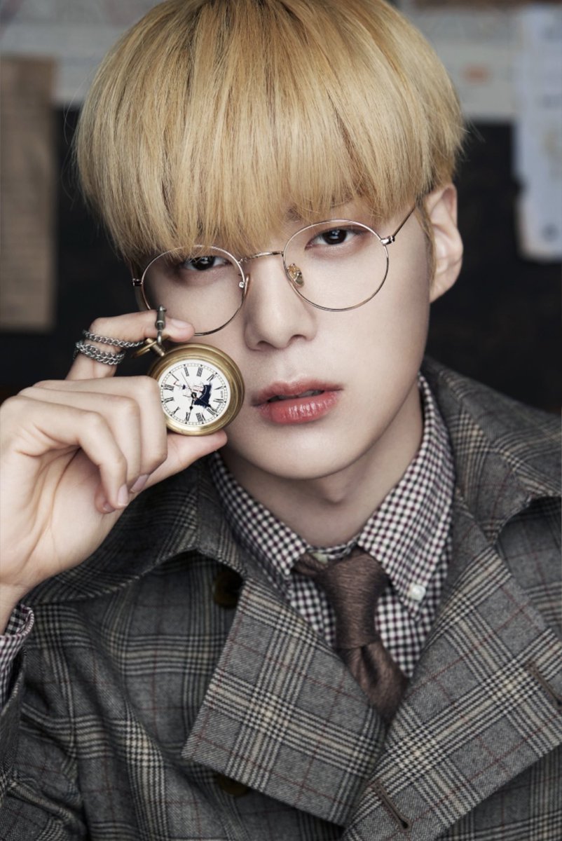 NatashaIRBIS's tweet photo. @RamenhaeMXMB @OfficialMonstaX WE WILL NEVER LEAVE YOU MINHYUK 
MINHYUK fighting💪
#MINHYUK
@OfficialMonstaX https://t.co/Kh3vXnmLMQ