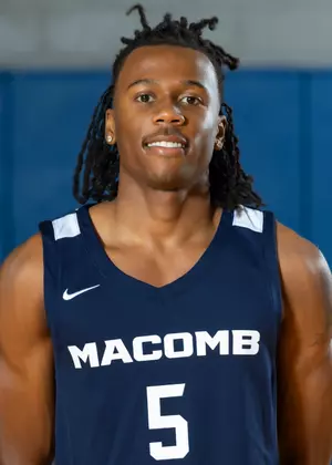 jakelieberman2's tweet image. 6'2 PG Joshuah Hines out of Macomb College (Juco) tells me that he's heard from a handful of mid-major programs this week.

Picked up an offer from Central Michigan on Monday.

21.2 points (38.6% 3PT)
5.4 rebounds
3.1 assists