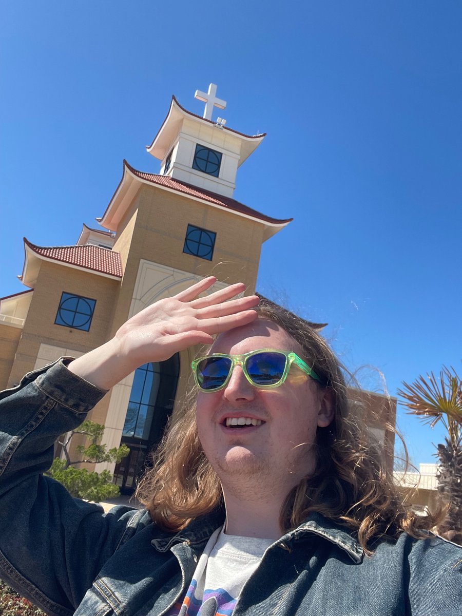 It’s too hot, the sun hurts