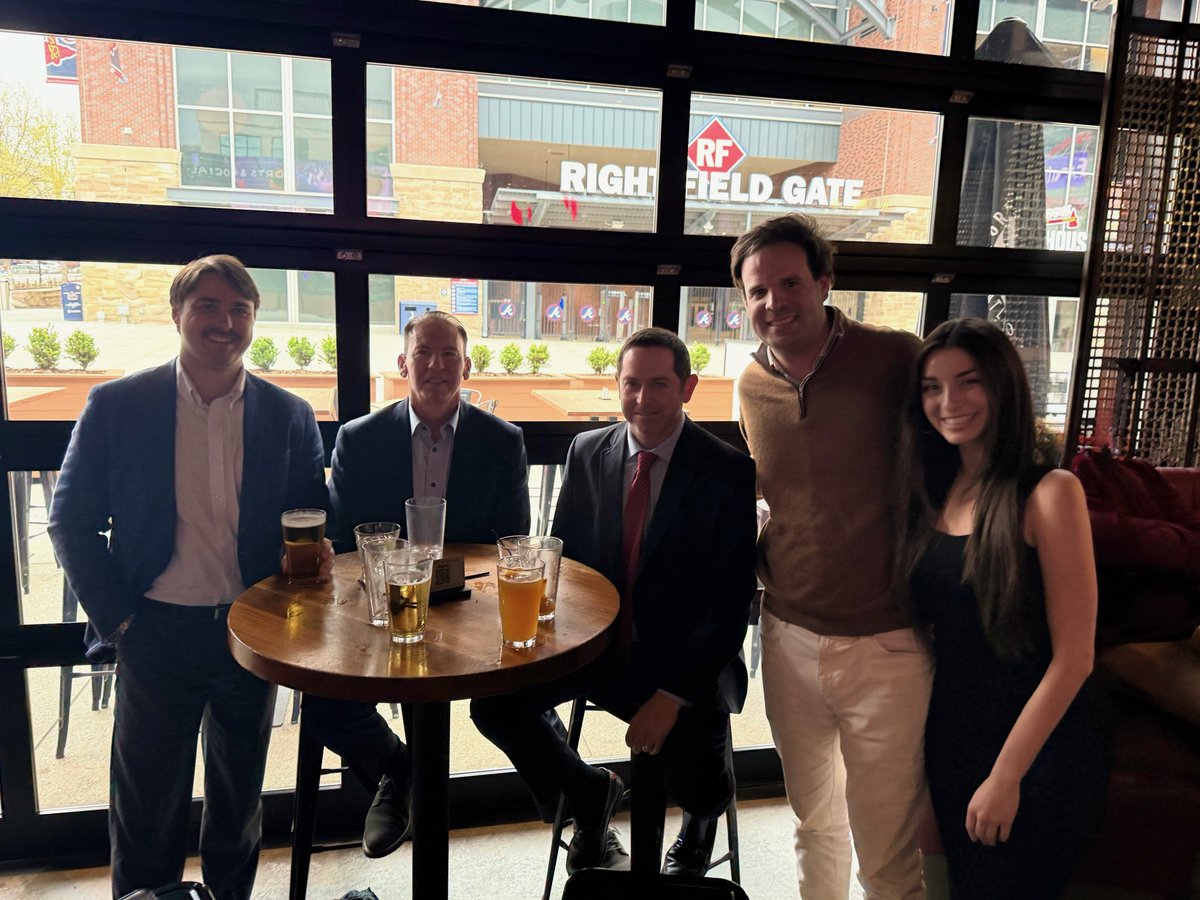 RG1RE's tweet photo. The RGRE team enjoyed an incredible evening at ACBR's Million Dollar Club event, recognizing our outstanding brokers and colleagues—the top producers in Atlanta who collectively achieved over $20 billion in commercial real estate transactions this year. Congratulations to all! https://t.co/94Sqb9ZDyK