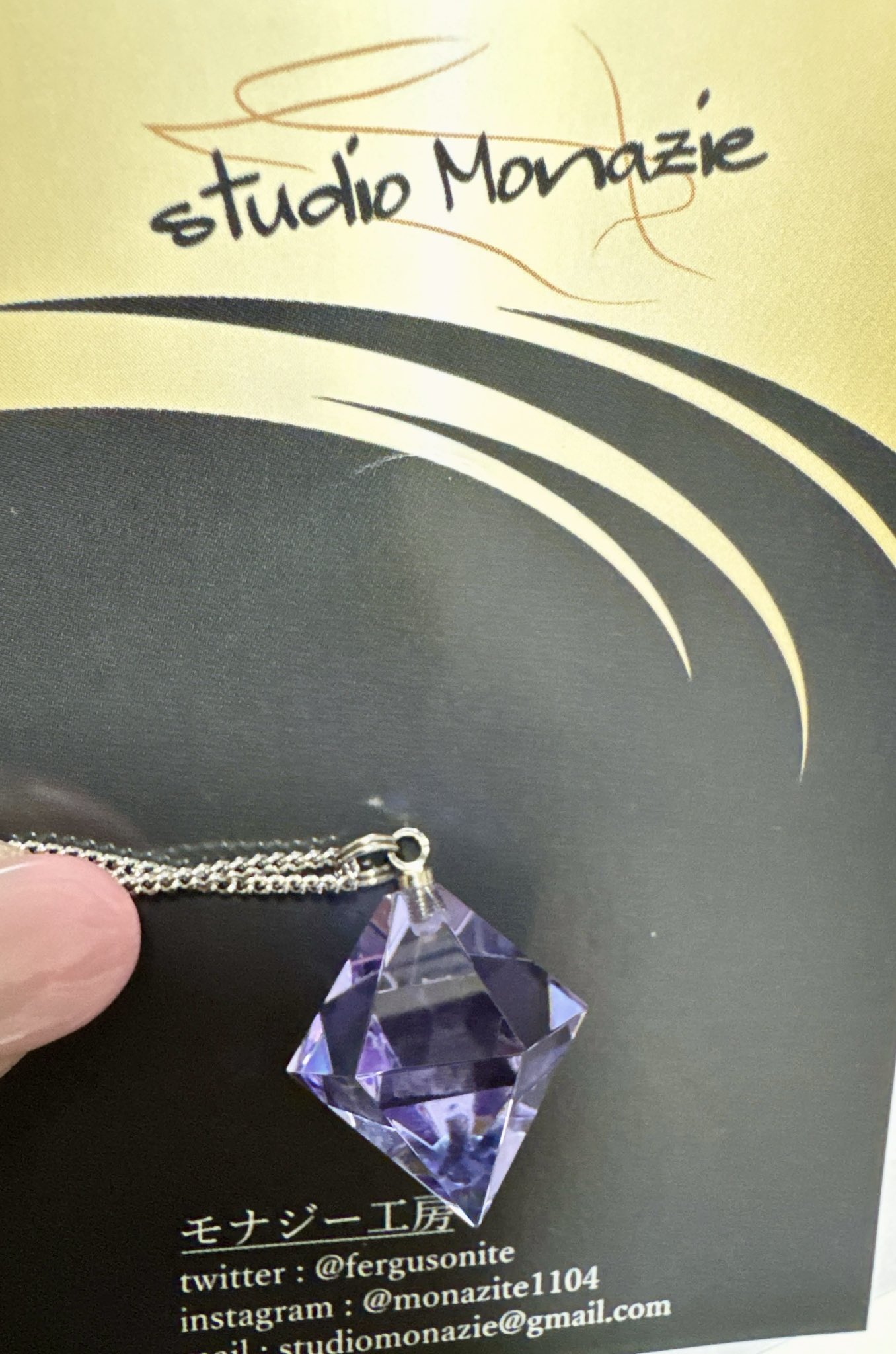 モナジー工房 「虹の結晶」積層ガラス研磨アクセサリー専門制作 モナジー工房 「虹の結晶」積層ガラス研磨アクセサリー専門制作