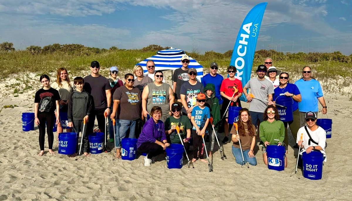 ARochaUSA's tweet photo. Our church partners in Florida recently embraced the call to care for God’s creation by participating in a beach cleanup at Lori Wilson Park! 🏖️

Learn how to enact your own cleanup or plastic nurdle research using our Plastics Toolbox: https://t.co/cZjGN80WHX

📸 Saniye Kazan https://t.co/4InPxEAgac