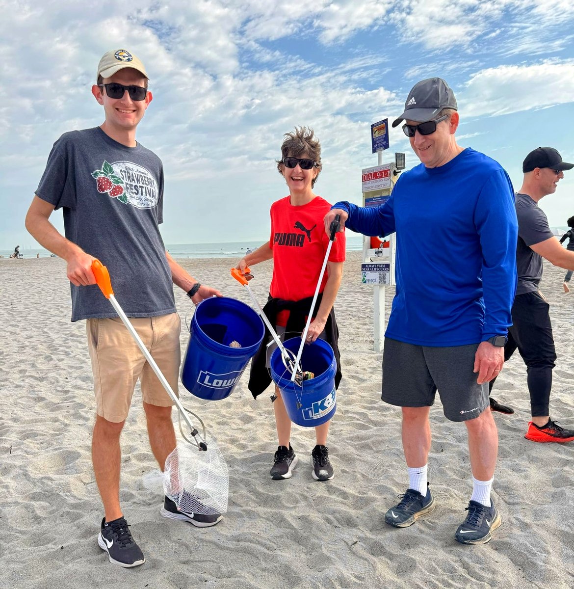 ARochaUSA's tweet photo. Our church partners in Florida recently embraced the call to care for God’s creation by participating in a beach cleanup at Lori Wilson Park! 🏖️

Learn how to enact your own cleanup or plastic nurdle research using our Plastics Toolbox: https://t.co/cZjGN80WHX

📸 Saniye Kazan https://t.co/4InPxEAgac