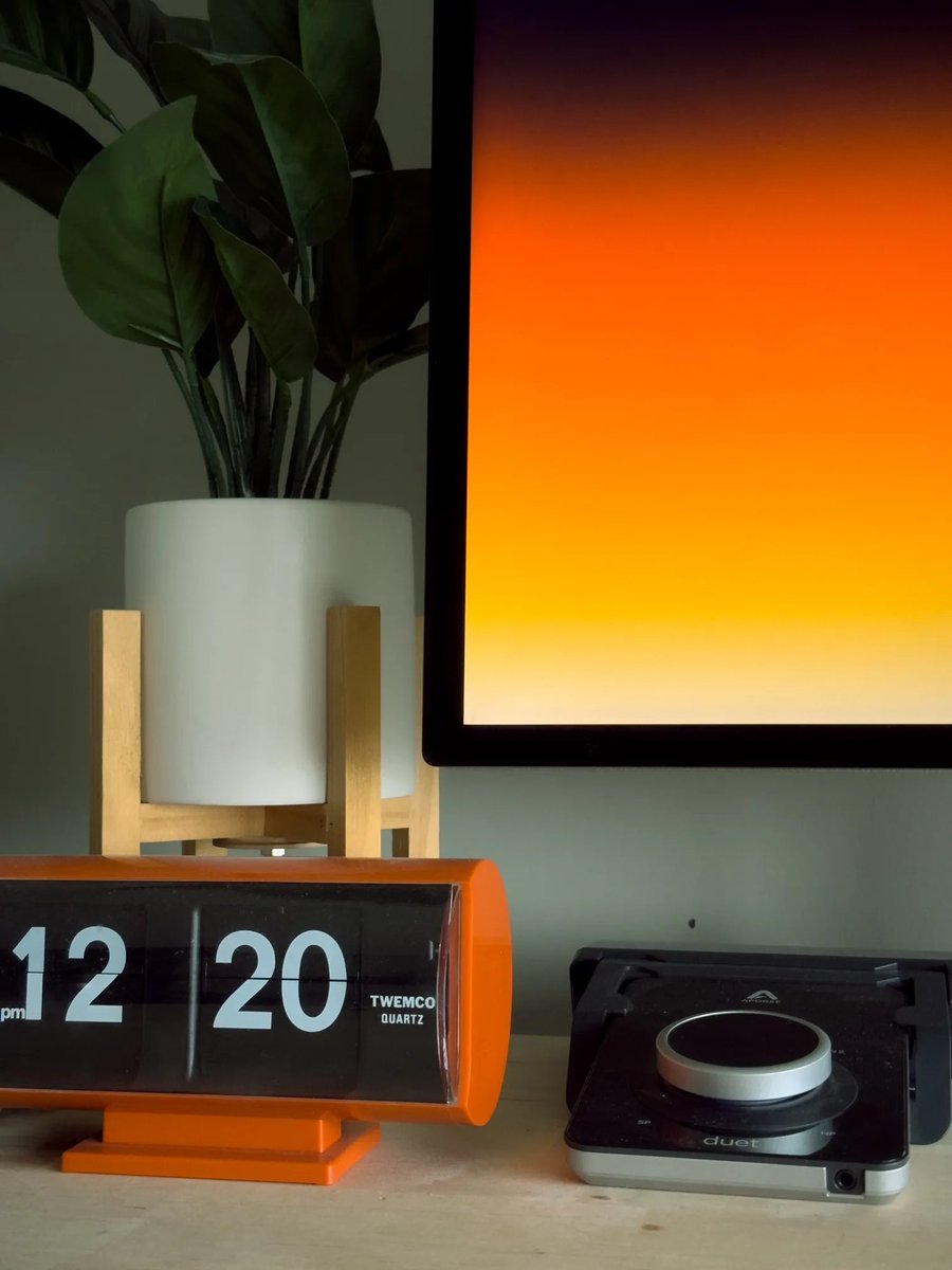 The end of an era.

This week, we are moving out of the apartment that was home to so many milestones. I started my professional career here, it's the first home with my wife, started OrangeStudio, and had our first baby.

I'm going to miss it here. It is crazy thinking back to