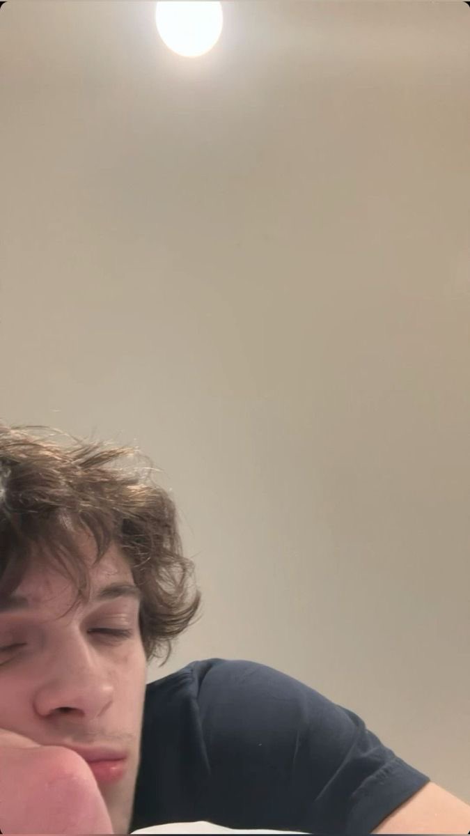 streamfates's tweet image. 😴