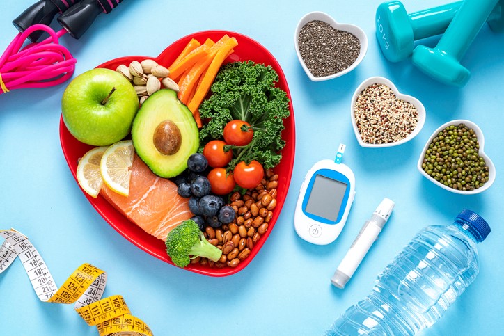 Can weight loss lead to type 2 diabetes remission? 🩺
A new EKU Hot Topic dives into findings from a recent <a href="/TheLancet/">The Lancet</a> study exploring the relationship between weight loss and diabetes remission, even after controlling for confounding factors.

Explore now. ➡️