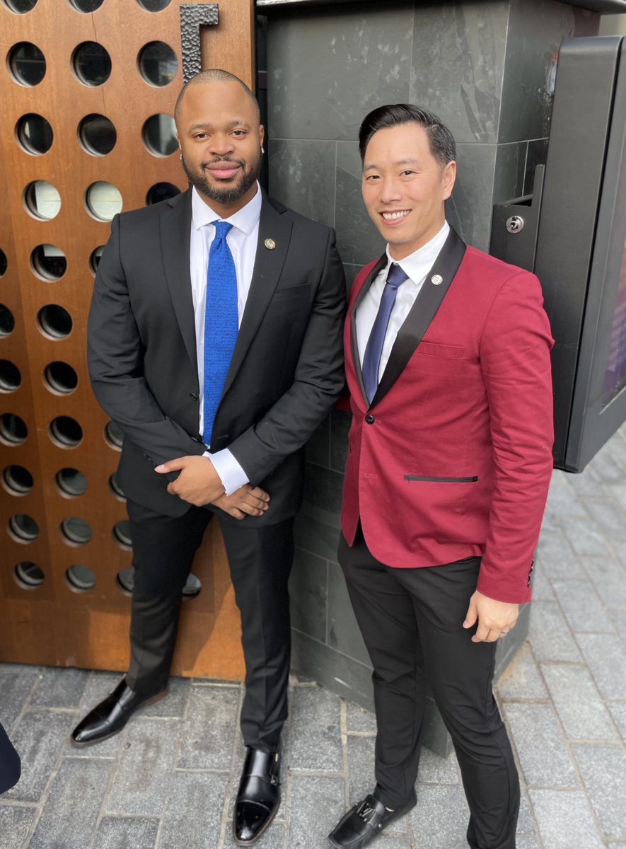 The tide is turning. With courts checking the SEC and bipartisan support growing, the US policy makers are finally waking up to Bitcoin/crypto’s potential. Great energy at <a href="/Conste11ation/">Constellation Network</a>’s VIP Blockchain Summit kickoff. The future is being built on this network check them out!