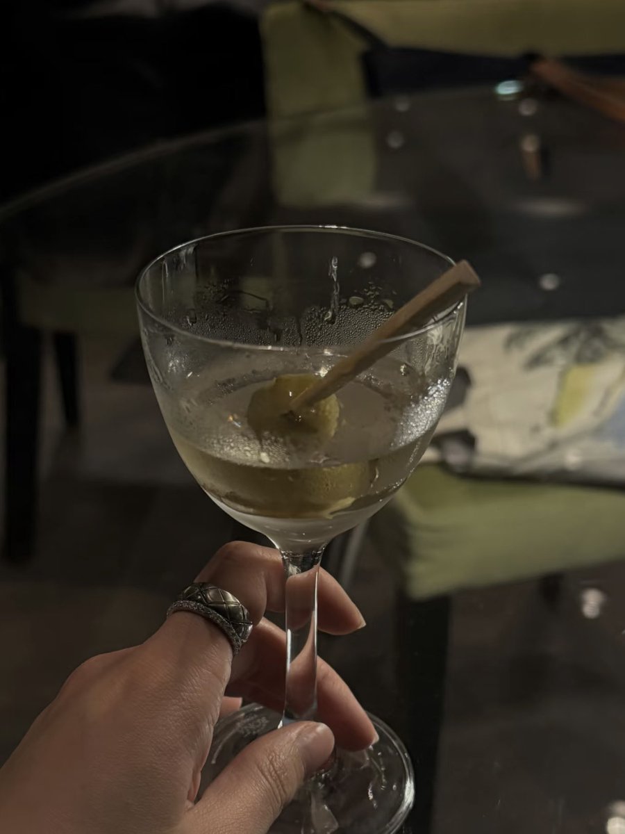 Barbaraa135's tweet image. 经典鸡尾酒不错