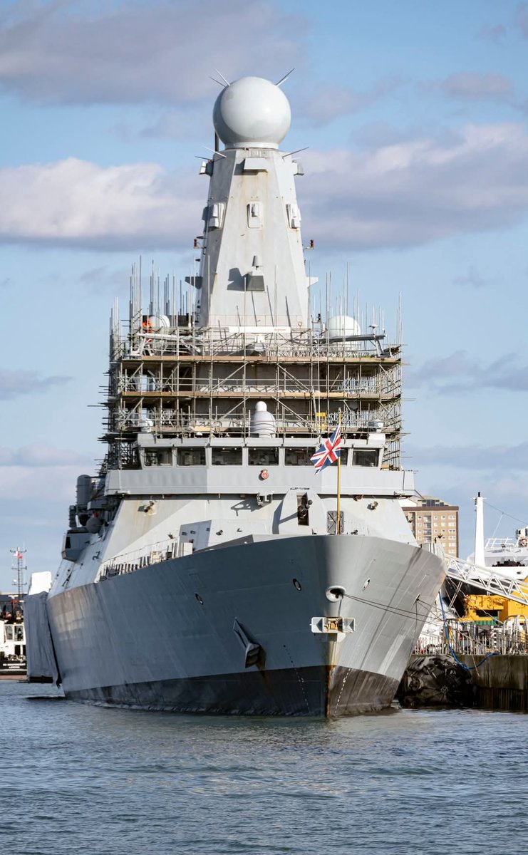 HMS Duncan <a href="/NavyLookout/">Navy Lookout</a> <a href="/WarshipCam/">WarshipCam</a> <a href="/WarshipsIFR/">Warships IFR</a> <a href="/warshipworld/">Warship World</a> <a href="/seawaves_mag/">SeaWaves Magazine</a> <a href="/ShipsMonthly/">Ships Monthly</a> <a href="/ShippingMag/">Shipping Mag</a>