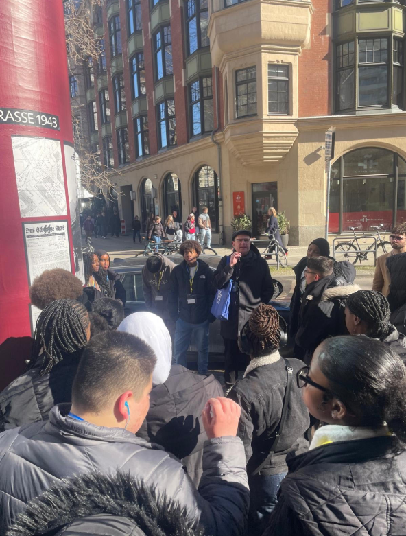 Last week, some of our GCSE History students visited Berlin, exploring key historical sites like Checkpoint Charlie, the Berlin Wall, and Sachsenhausen Concentration Camp. They gained valuable insights into the Nazi regime and interwar-year relations.