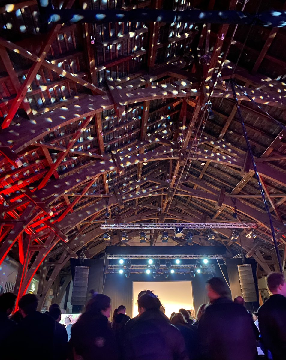 SciCocktailsCPH's tweet photo. Thank you to Prof. Christoph Adami 
@ChristophAdami for the interesting talk yesterday and to all of you earthlings who attended the event thirsty for science AND cocktails. Next event is on May 13. https://t.co/QbSXVCICg6 #science #event #cocktails #music https://t.co/I3E9H1Mq3f
