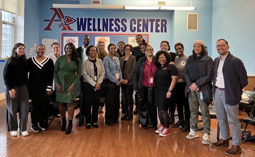OREDC_'s tweet image. #ORE visited the School Health Center at Anacostia High School where we discussed existing barriers to health care services in Ward 8 and learned about the service offerings which include primary care, behavioral health care and reproductive healthcare offerings! #HealthEquity
