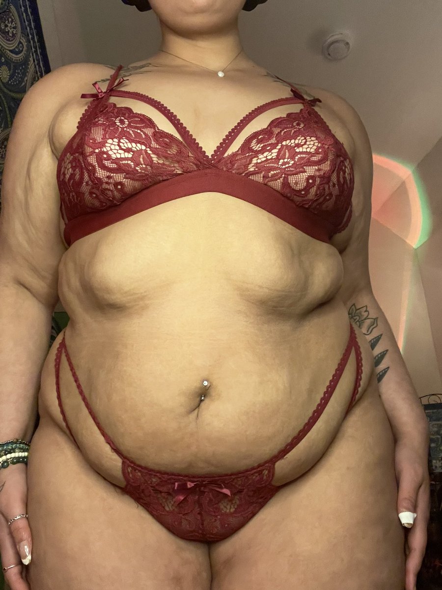 Lovebabe420's tweet photo. Happy wet Wednesday 💋💦💋 my panties are soaking wet for you, daddy. I’m ready for you to fuck me. #Wednesday #Wet #morning #lingerie #BBW #NSFW #Hispanic #March26th #cumslut #NativeAmerican #allnatural #Onlyfansgirl #seductive Make sure to retweet this post if you’d let me fuck https://t.co/97OC7YolSf