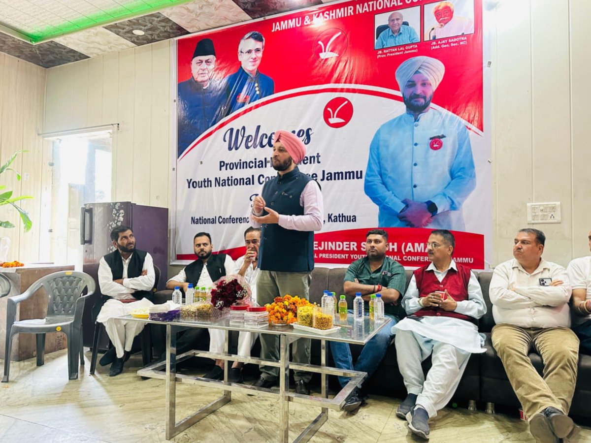 YNCJK's tweet photo. Provincial President JKYNC Jammu @Tejinder013_NC  received a grand welcome in Kathua, where he discussed critical youth issues. The meeting, organized by the District  functionaries and YNC office bearers, highlighted the alarming rise of drug peddling and emphasized the importance of youth involvement in the upcoming Panchayat polls. Tejinder commended the party’s efforts at the grassroots level, urging the recognition of dedicated youth leaders for a more inclusive political process. He reiterated the commitment of the Omar Abdullah-led government towards youth empowerment and their active participation in decision-making. The meeting concluded with a strong resolve to tackle youth challenges and strengthen the party's organizational structure.