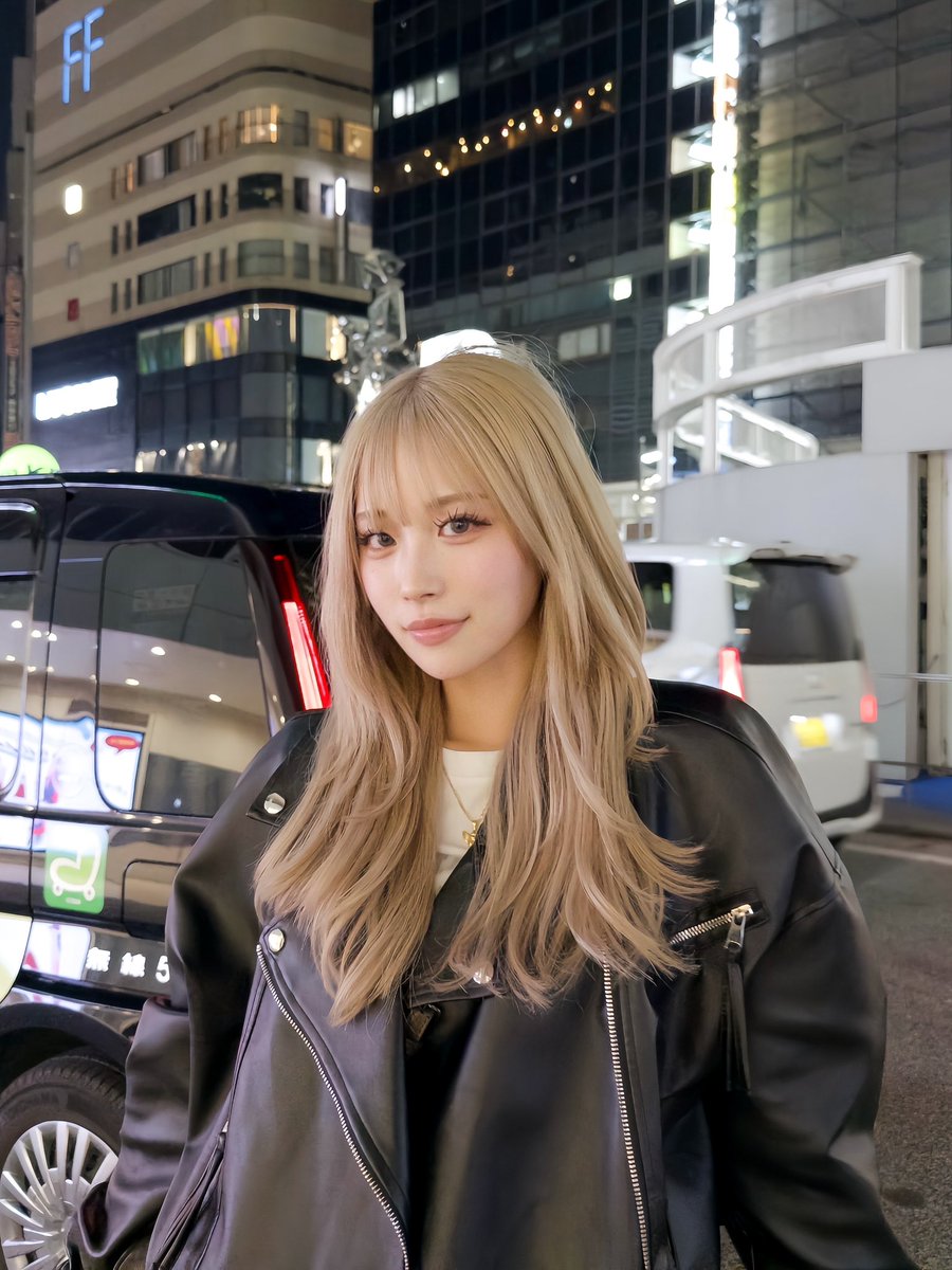 erina tweet media