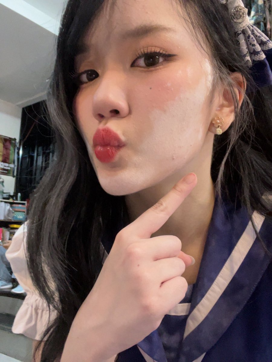 Marsha Lenathea tweet media