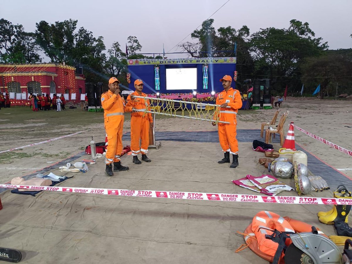 2 NDRF KOLKATA (@2_ndrf) on Twitter photo #CommunityResilience
Team <a href="/2ndrf/">latrisha gaines</a> conducted a Disaster Management Awareness Program at District Training Center Kanchrapara W.B, strengthening community resilience with earthquake preparedness and thunderstorm safety for effective emergency response & disaster mitigation.
#NDRF #CommunityResilience
Team <a href="/2ndrf/">latrisha gaines</a> conducted a Disaster Management Awareness Program at District Training Center Kanchrapara W.B, strengthening community resilience with earthquake preparedness and thunderstorm safety for effective emergency response & disaster mitigation.
#NDRF
