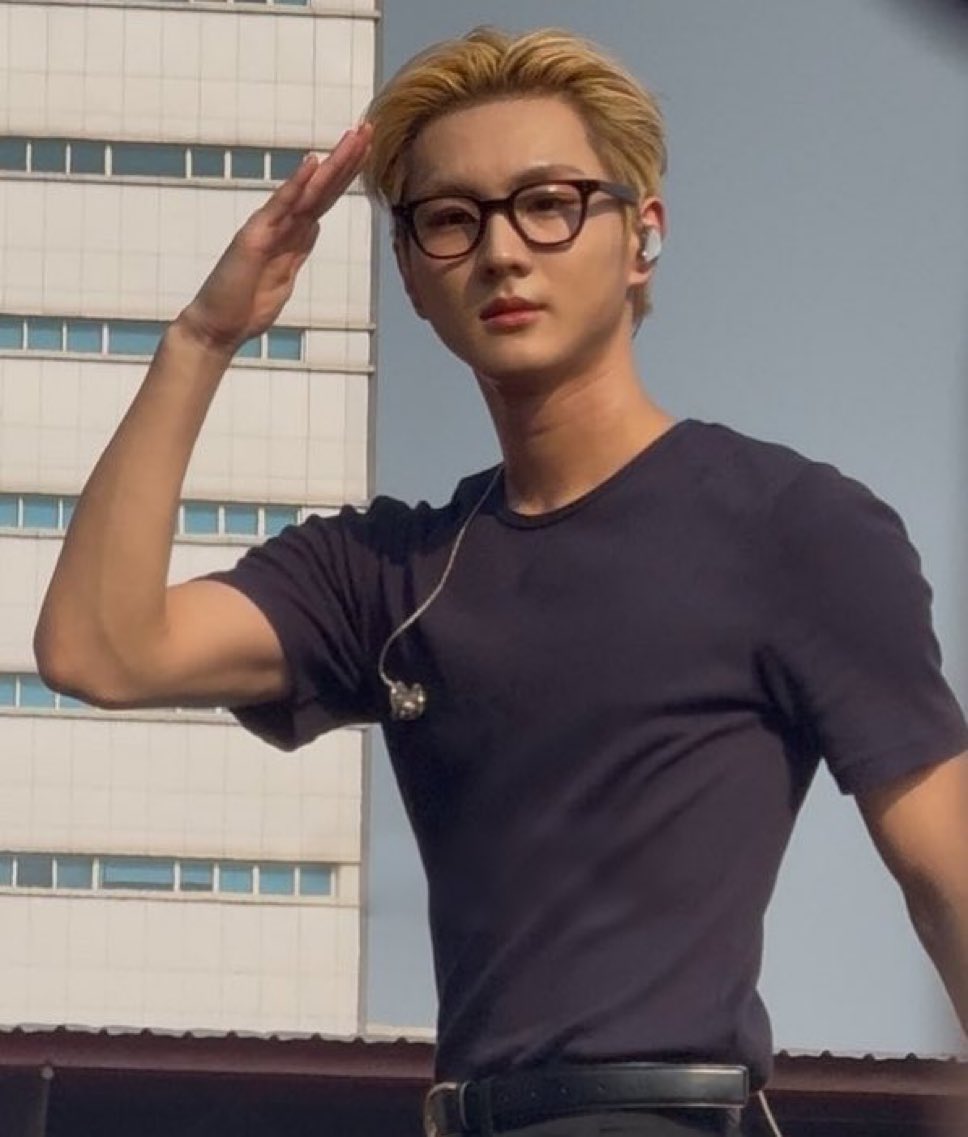 คิดถึงสารวัตรเจตวะ ตำนานสาวทั้งโลกพร้อมใจกันเดินเข้าสน.ไปมอบตัวกับฮี