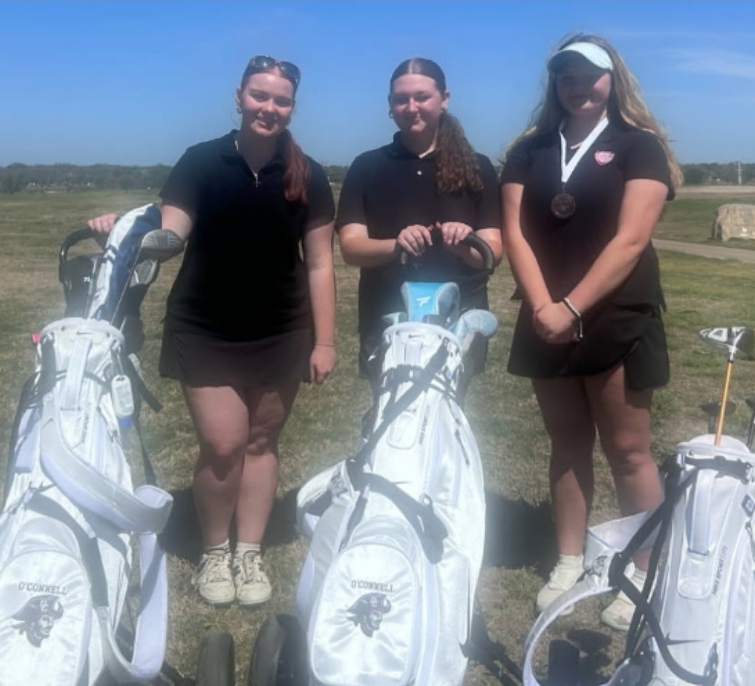 Congratulations to our Lady Bucs golfers, who all qualified to advance to the TAPPS 2A Regional Tournament at the district golf tournament!  Olivia Roberts finished 8th in district, Taylor Price finished 5th, and Caden Webb finished 3rd!   ⛳️ 🏴‍☠️