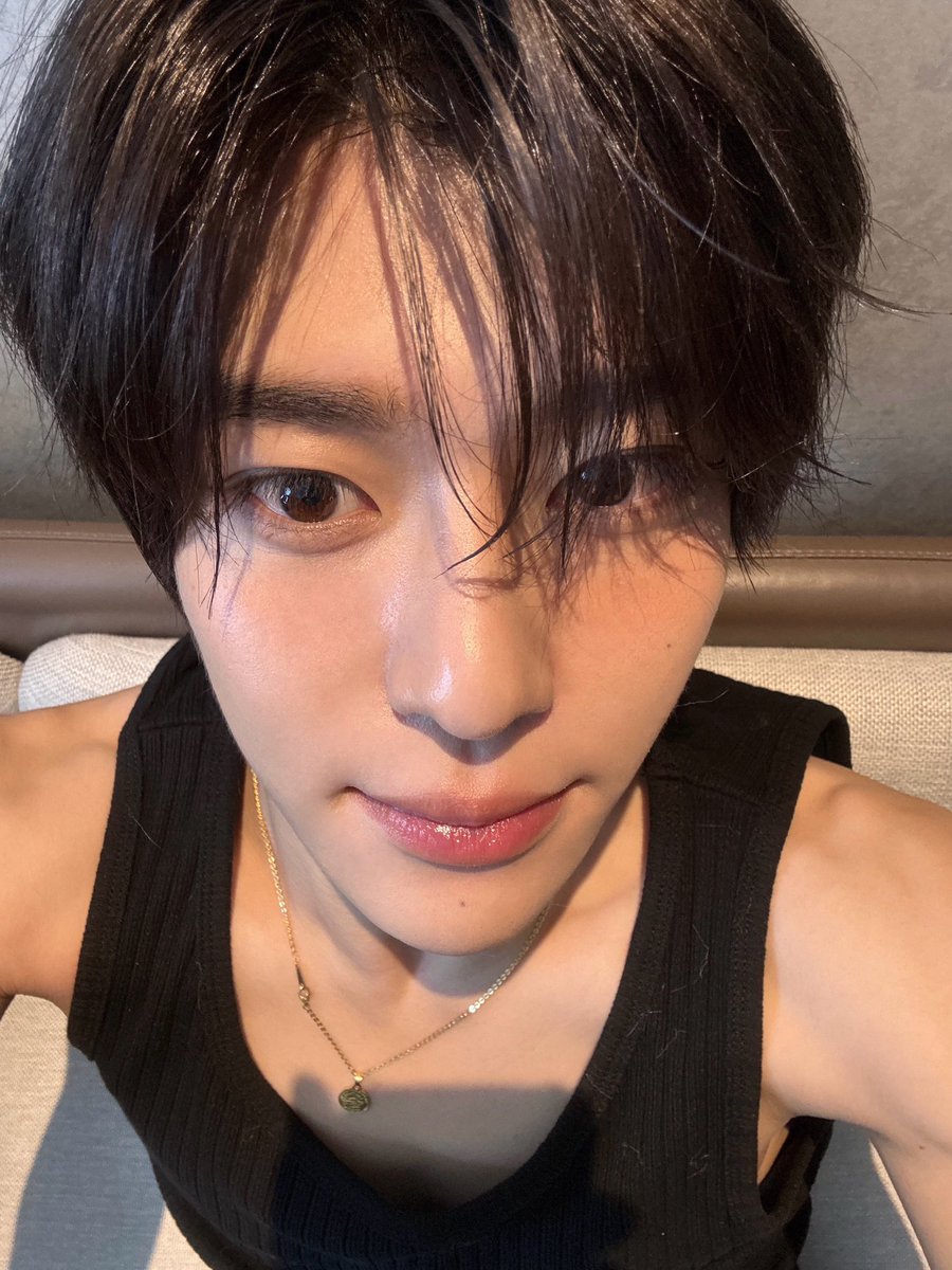 chungawish's tweet photo. 진짜미친남자들 https://t.co/4ZfuqUTTwJ