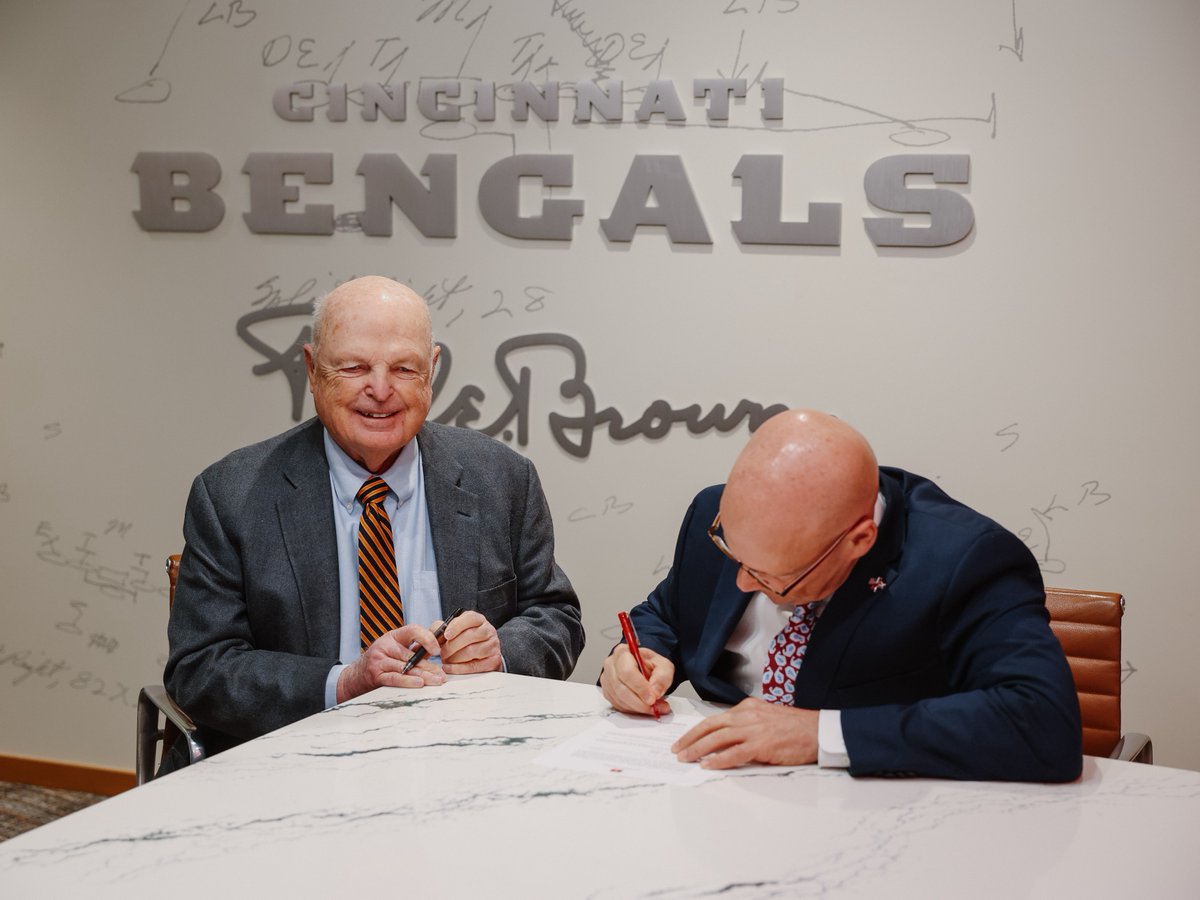 Miami University (@miamiuniversity) on Twitter photo We’re proud to announce that Miami University is now the Official University of the Cincinnati <a href="/Bengals/">Cincinnati Bengals</a>! 🏈 #MiamiOH #LoveAndHonor #WhoDey
Read more about this historic collaboration: bit.ly/4c6d3cY We’re proud to announce that Miami University is now the Official University of the Cincinnati <a href="/Bengals/">Cincinnati Bengals</a>! 🏈 #MiamiOH #LoveAndHonor #WhoDey
Read more about this historic collaboration: bit.ly/4c6d3cY