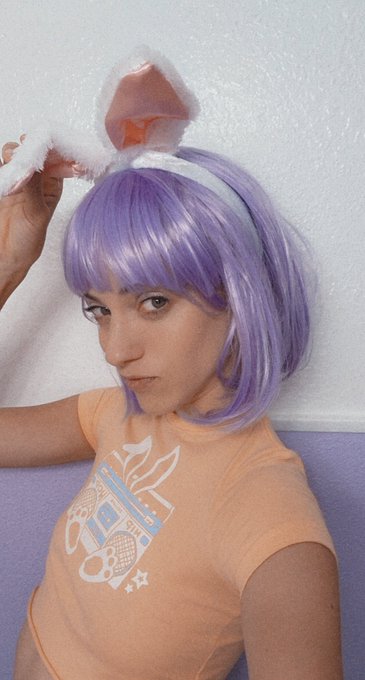 Watch Naomi Dee's leaked NSFW photo on TwXstars