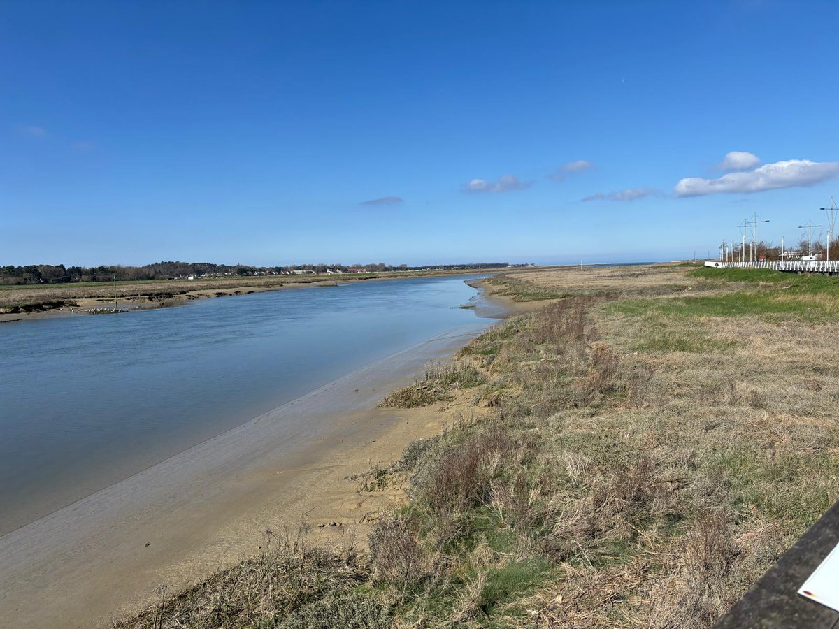 JB_Corot's tweet photo. Des élèves du lycée des métiers @JB_Corot  en visite à Étaples-sur-Mer pour le BIMER! Une belle préparation aux métiers de la mer, soutenue par le @Campusdesmetier  #FormationBIMER  🌊⚓️

https://t.co/ie1HqwBjuf

@AcAmiens @DSDEN60 @hautsdefrance @Mareis_aquarium @etaples https://t.co/rjN6lZvTdv