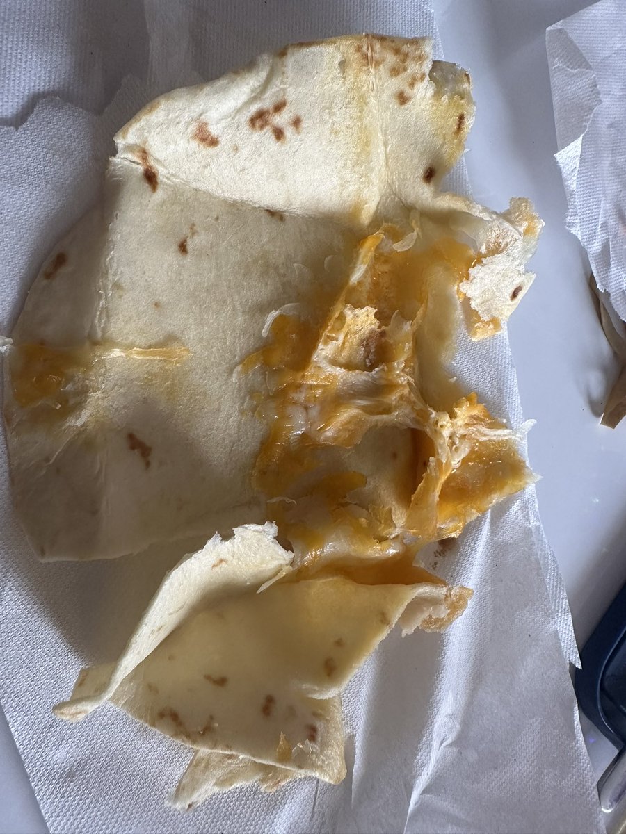 Introducing the new beans and cheese burrito from <a href="/ChuysRestaurant/">Chuy's</a> … no beans and almost no cheese, second time in a row it happens, there will not be a third one. #chuys #chuysaustin #notok