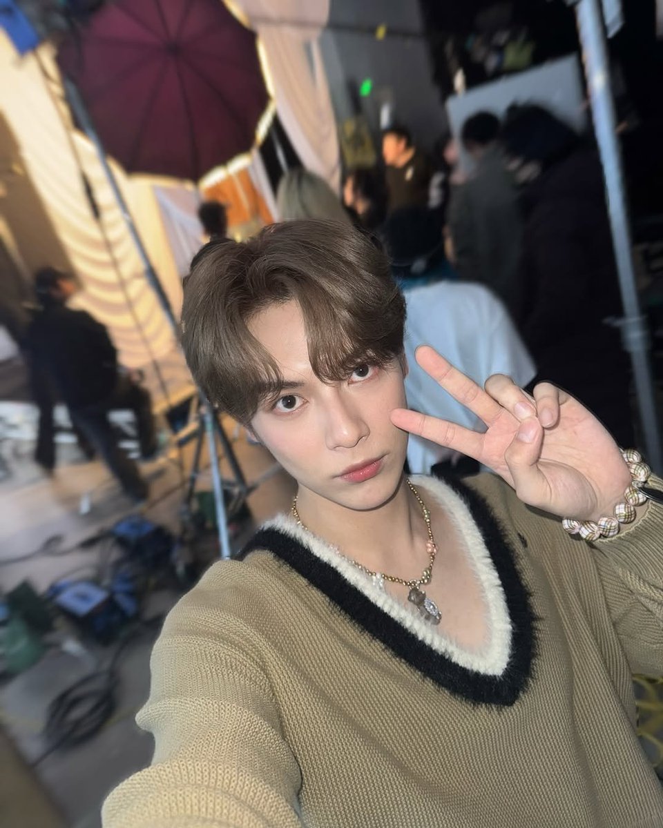mycutiezz's tweet photo. Day 25 คาดหวังจะได้เห็นอะไรในเส้นทางข้างหน้าของเป็นต่อ

ได้เห็นน้องประสบความสำเร็จและมีความสุข(อันนี้สำคัญ🥹) เป็นที่รู้จัก แสงส่องถึงเอาจริงค.สำเร็จแต่ละคนไม่เท่ากันหรอก แต่นี่ขอให้เส้นทางข้างหน้าเป็นอย่างที่หนูหวังไว้ก็พอแล้ว🥹 

#CountdownToBabyBuzzkill2ndBD
#PentorJrp #PENTOR https://t.co/aTfraElcbv