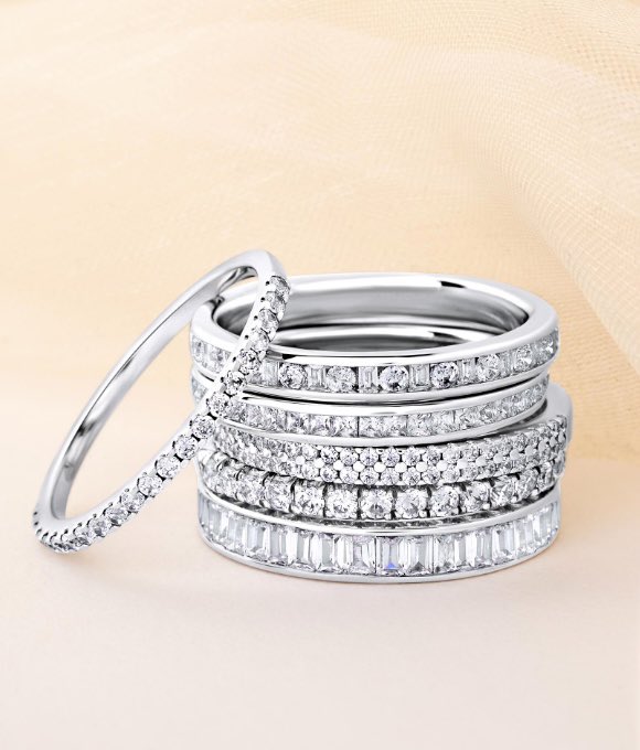 Are you getting engaged? Come &amp; try on some of our beautiful diamond rings 💍
If you’re getting married &amp; visit us, don’t forget to wear your engagement ring as you need to see how the two rings look together 👰🏻
kingstonjewellersbarnsley.co.uk #weddingrings #familyjewellers #shoplocal
