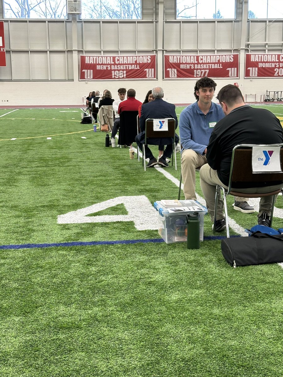 Spring Pro Day was a success! Thank you so much to all the practitioners who took time out of their schedules to join us for this event! Your knowledge and advice is invaluable! 🐯📚

#wittenberghss #wittenberguniversity #tigerup