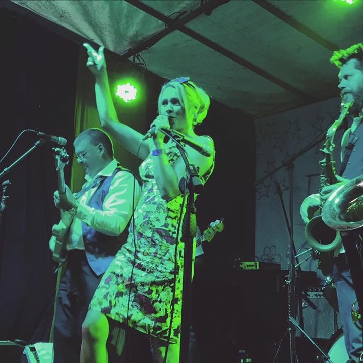 Genuinely one of Colchester's best kept secrets 🤫🎶 This back garden music festival turns 26 in 2025! 

Blues &amp; Rock in the Garden is a brilliant afternoon &amp; evening of live music, art, food &amp; community vibes, all in the beautiful garden near Old Heath.

ow.ly/ClzX50VoWo4