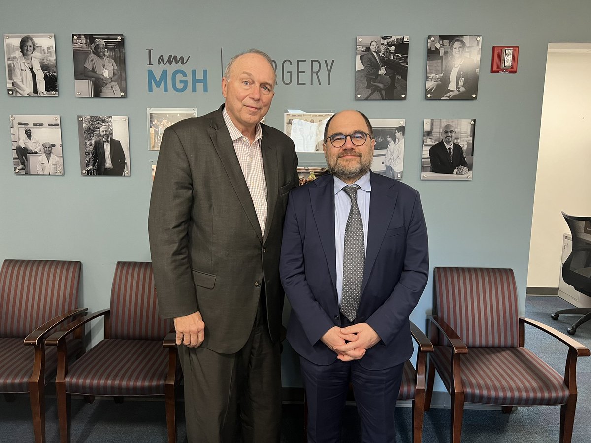 TorzilliGuido's tweet image. Honored for giving for the 2nd time Grand Round Lecture as Visiting Professor @MGHSurgery. Emotional sharing expertise and personal track with Dr Lillemoe & colleagues & residents. @IHPBA @SSATNews @IASGO_1988 @AHPBA @EAHPBA @Aicep4 @HumanitasMilano @HUNIMED
