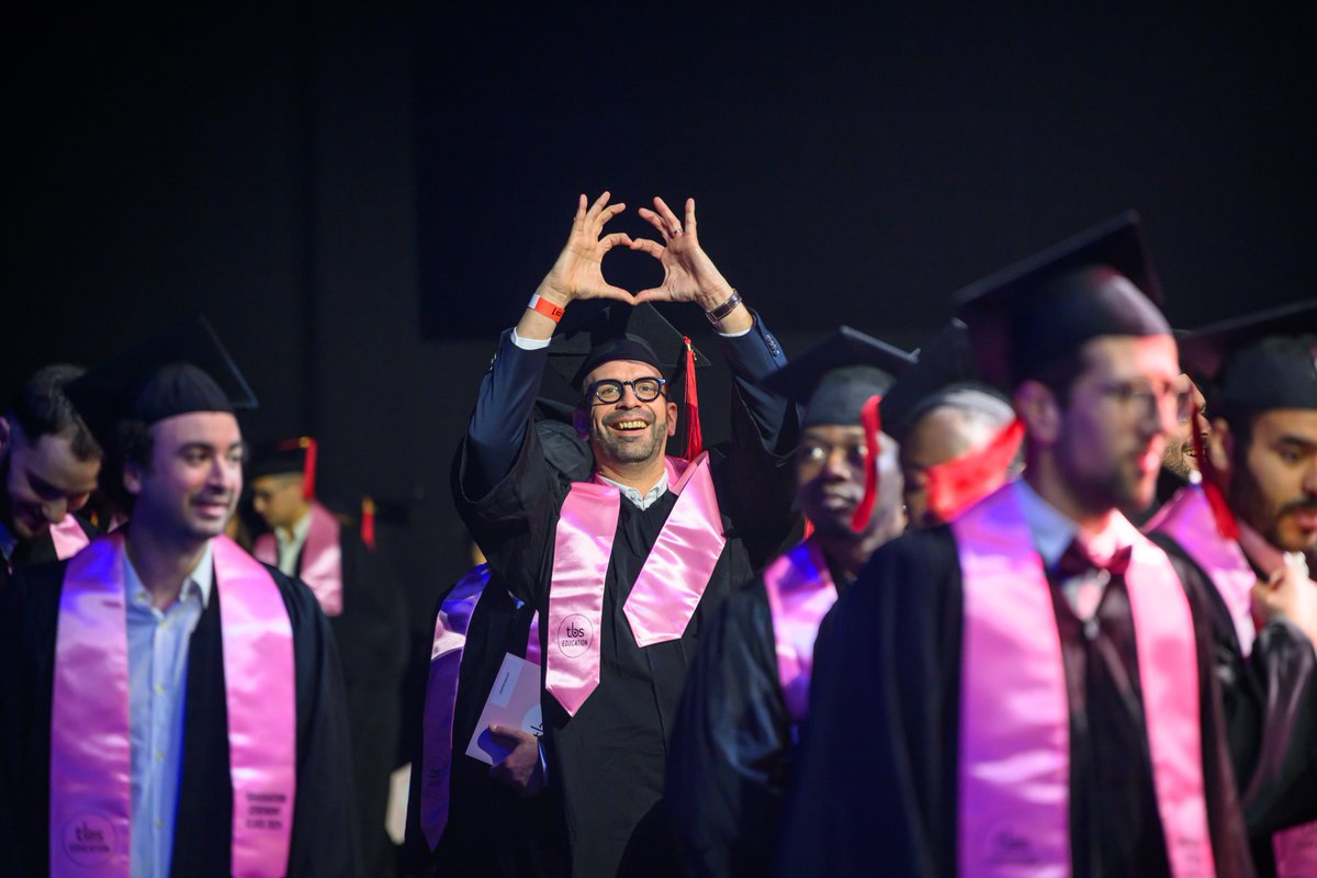 tbs_education's tweet image. 👨‍🎓👩‍🎓 Plus de 470 diplômés rejoignent la grande famille @TBSAlumni !

🎉 Samedi dernier s'est tenue la cérémonie de remise de diplôme des programmes Mastère Spécialisé (MS) et Formation Continue, promotion 2024.

🤩 Plus de 1000 personnes étaient réunies au Zénith de Toulouse pour…