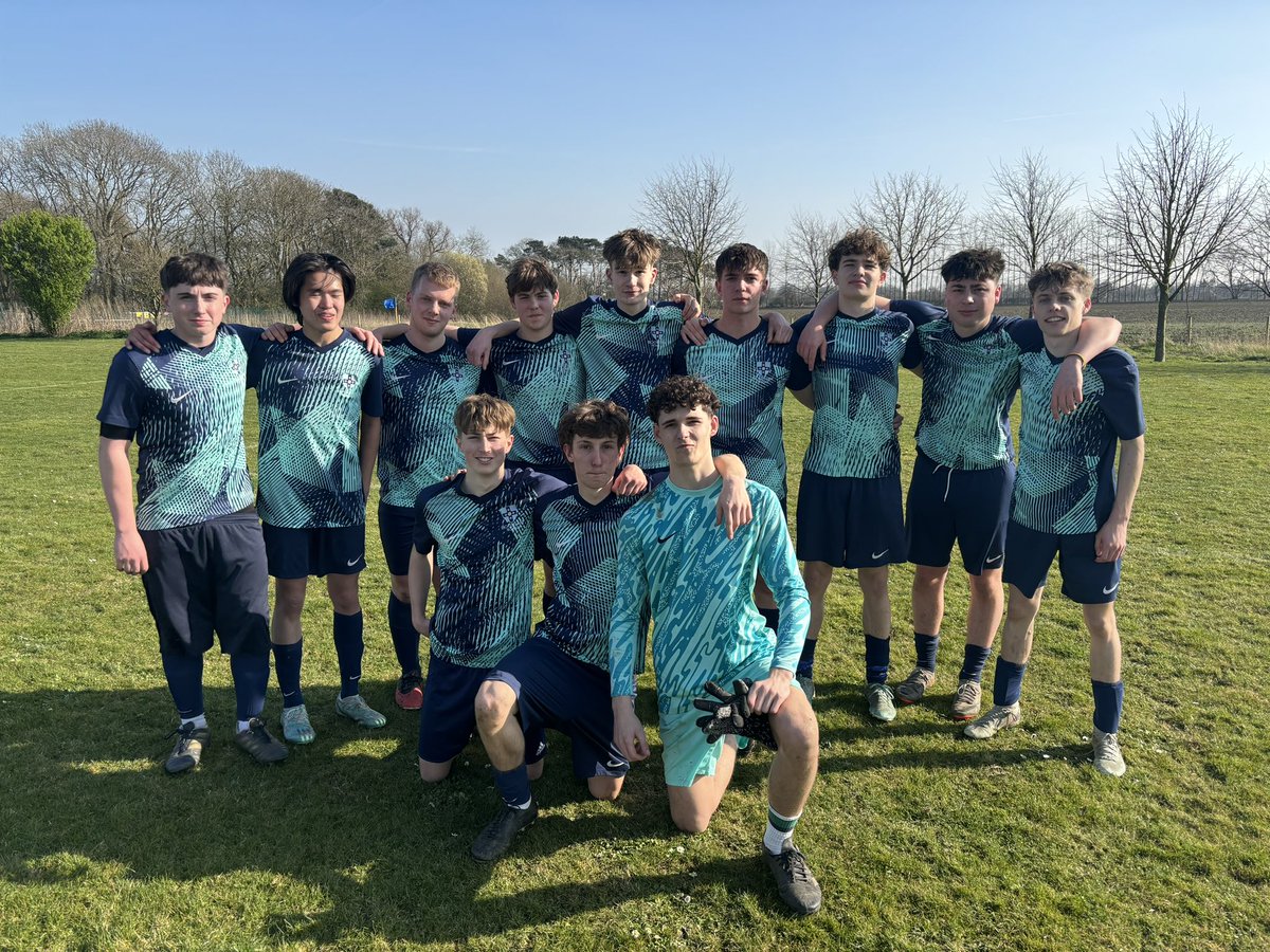 A very successful season for our 1st XI football team ended this afternoon with a 3rd place at the Tranby 8s Invitational Tournament. 3 wins, 1 draw, 1 loss, great fun and some superb goals. ⚽️🎥🌞🙌